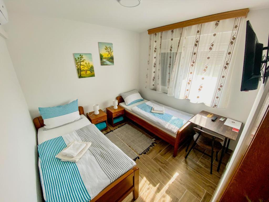Kuca Za Odmor ,,Valvero'' Vrbanja Exteriör bild